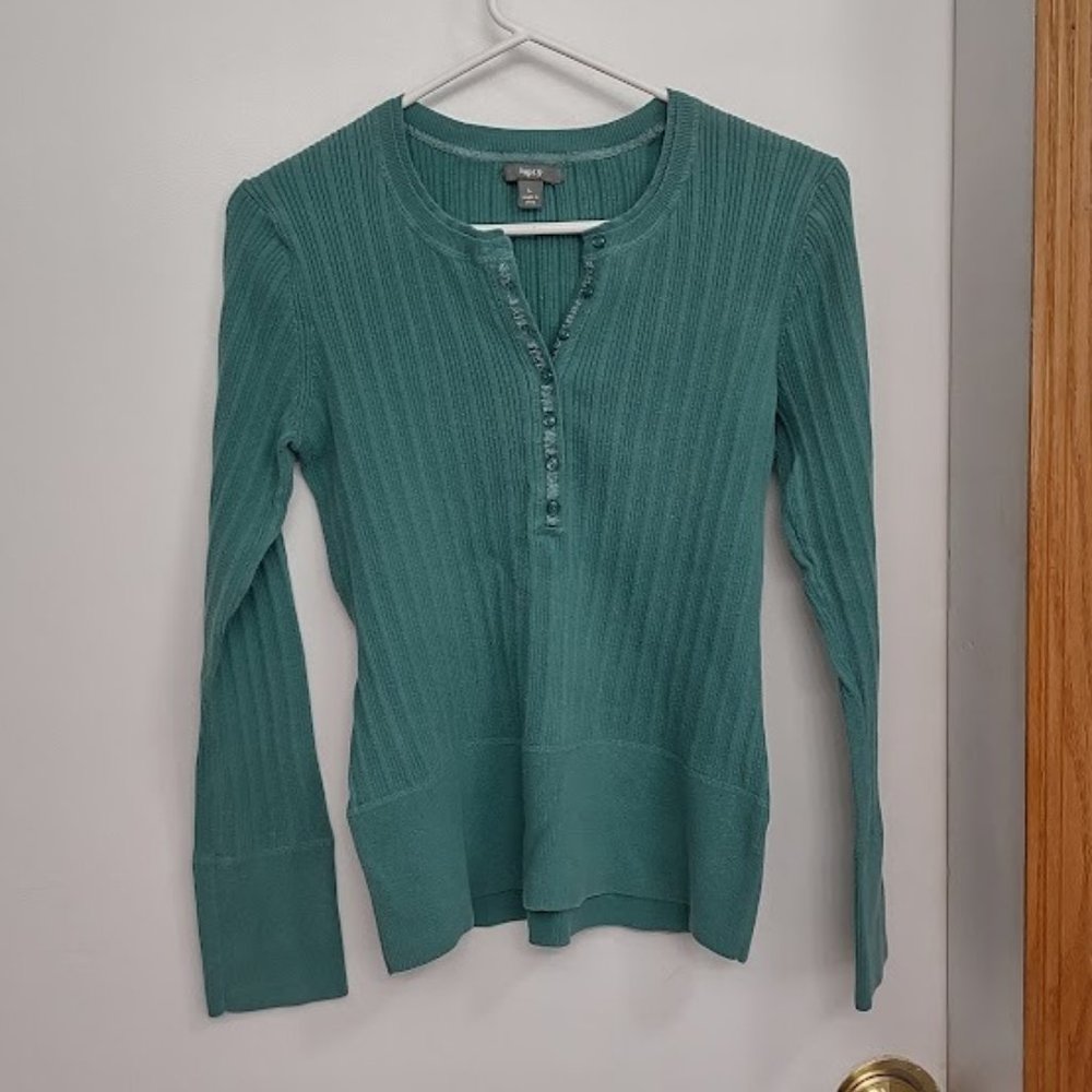 Apt.9 Green Sweater